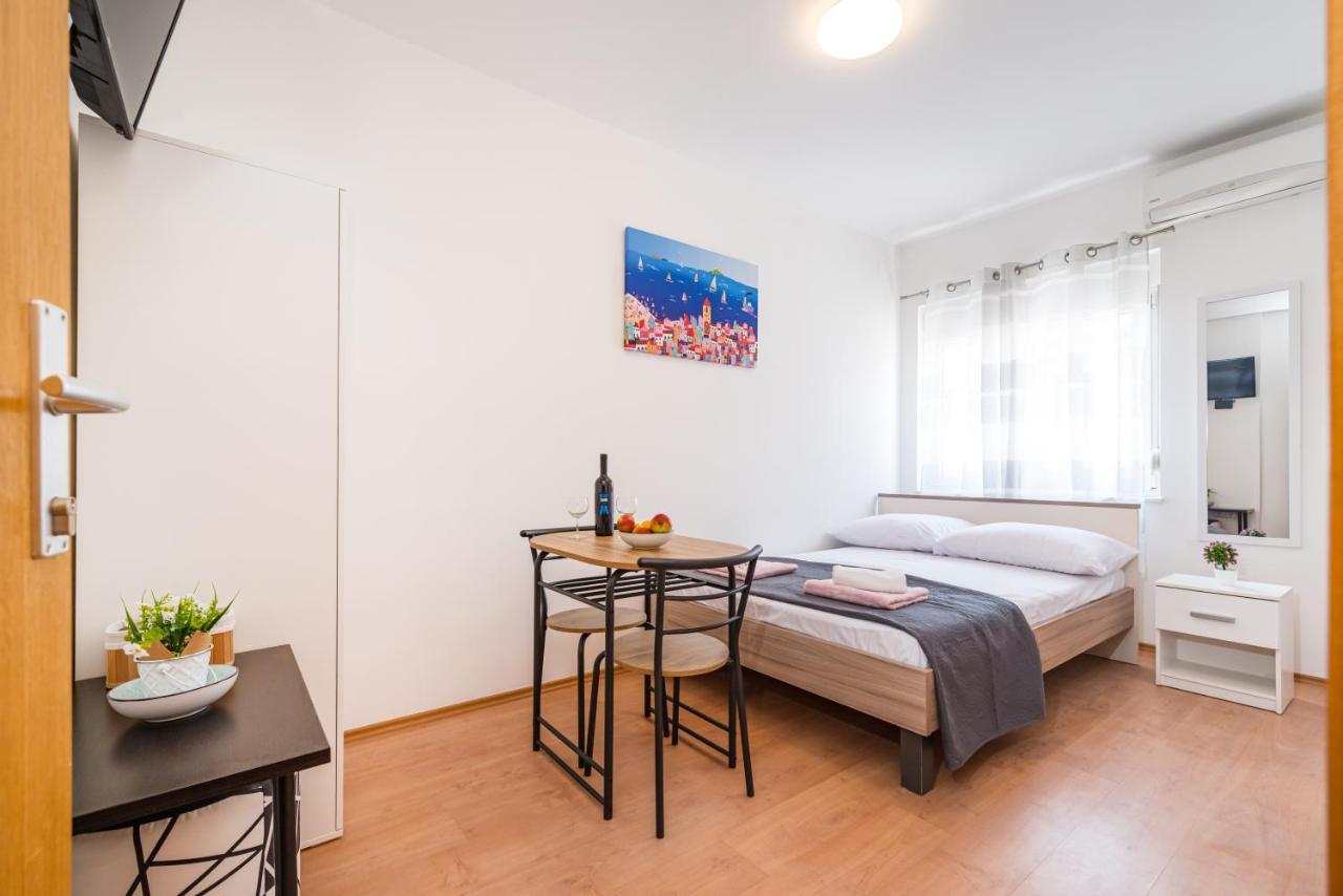 Studio And Rooms Zadar City Wall מראה חיצוני תמונה